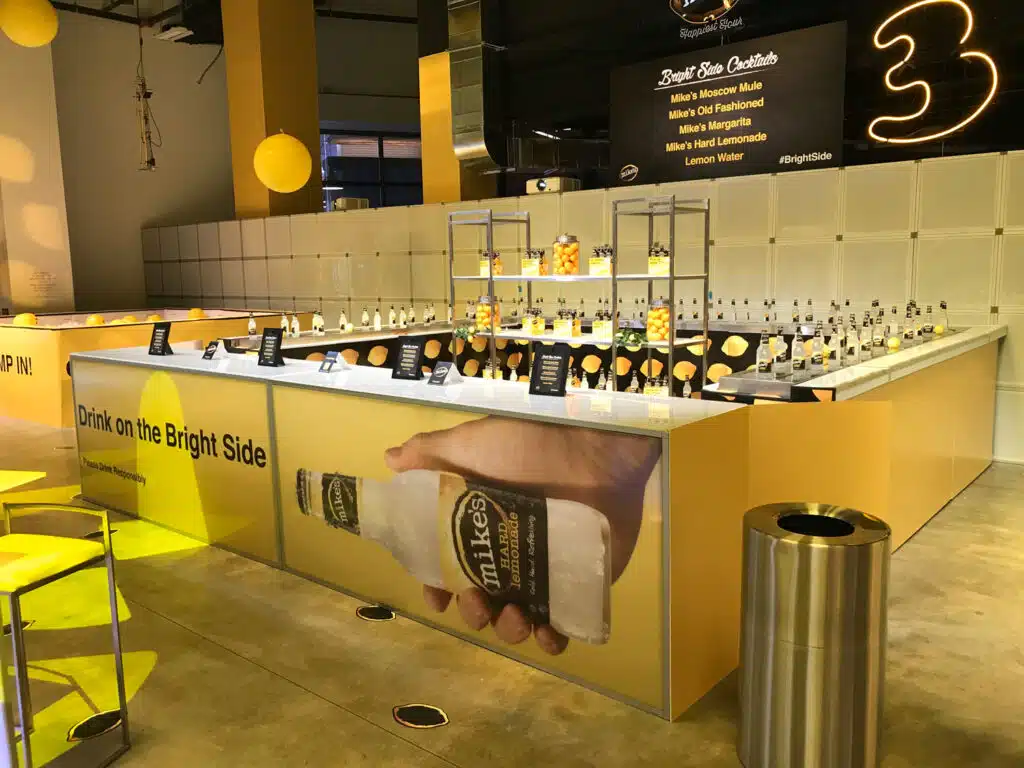 Custom Bar Rentals For Events - EventFab
