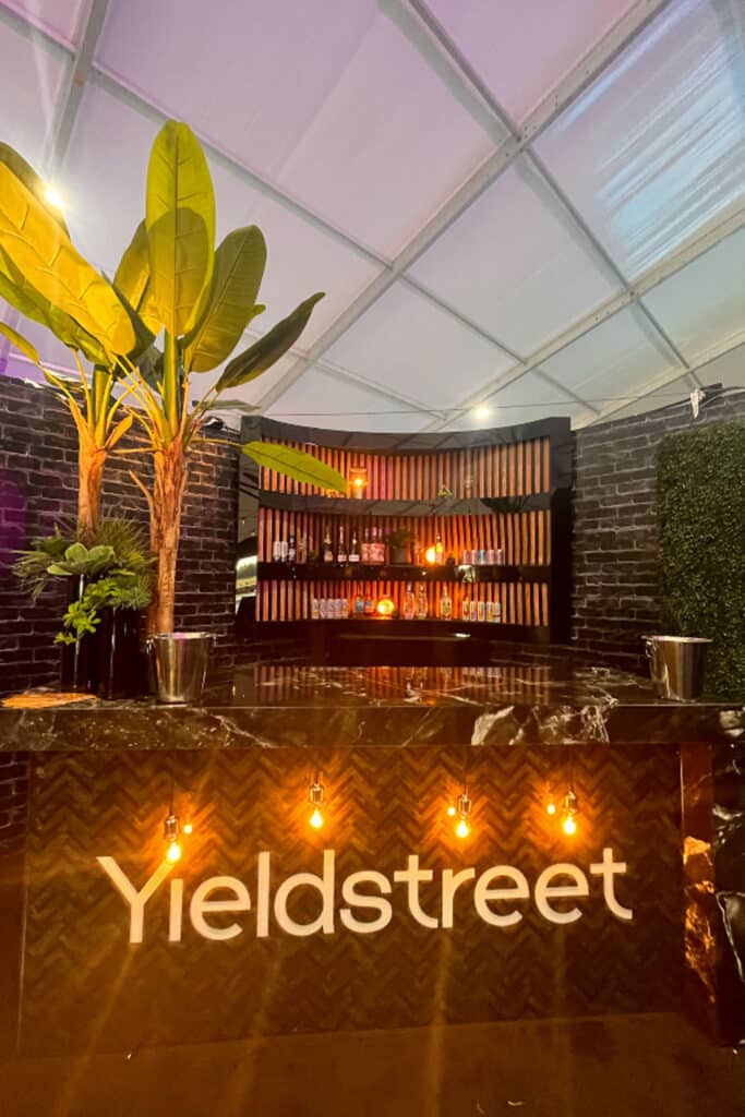 Outdoor-Rated Uplights