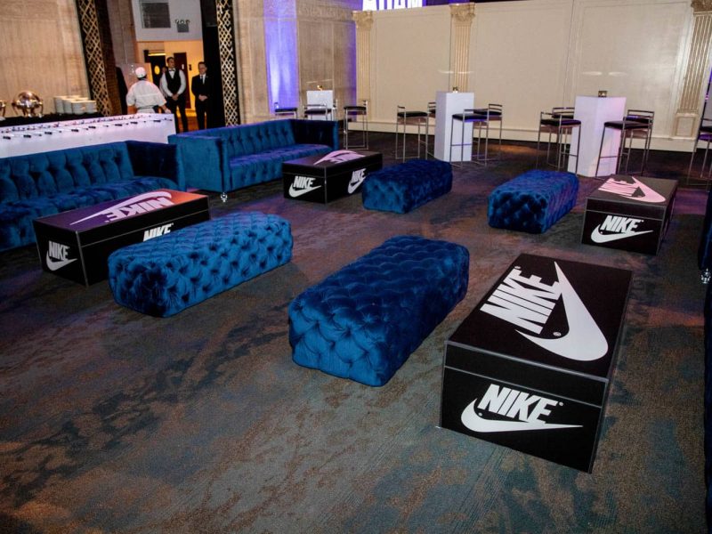 nike-shoe-tunnel-activation-7